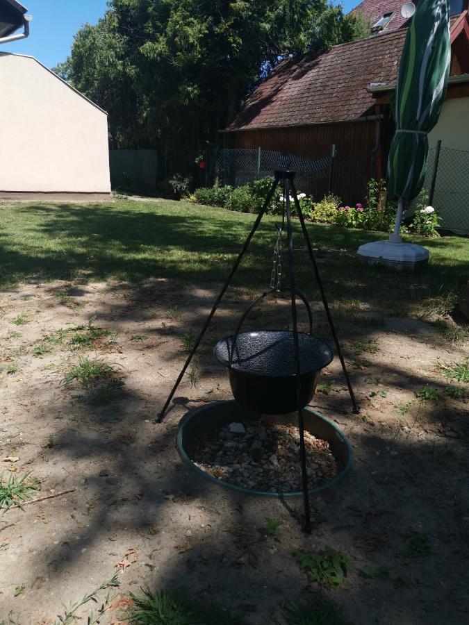 Noemi Appartman Siófok Esterno foto